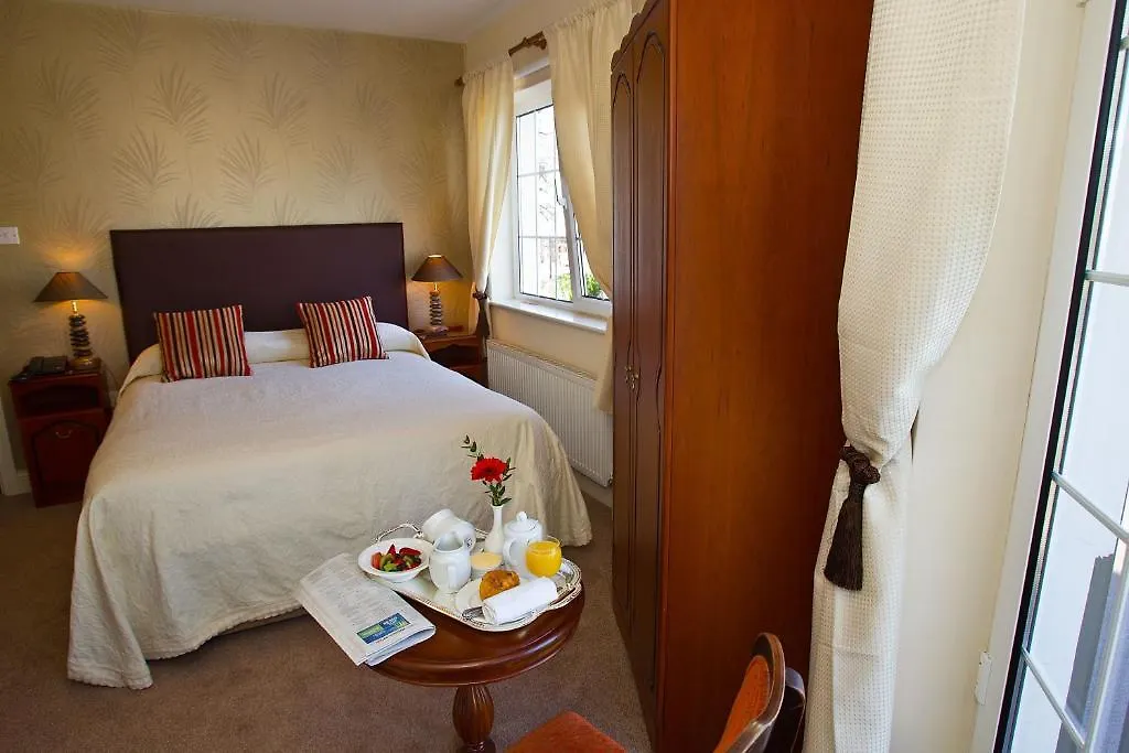 Robeen House Hotel Cill Airne 3*,  Irlanda